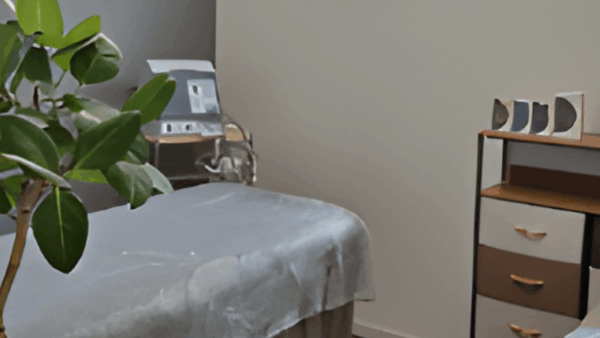 兵庫県神戸市東灘区たるみ・くすみ・しわ肌質改善フェイシャルサロン「fammaliare」